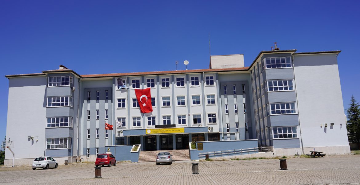 إسطنبول تعلن تعديل ساعات الدارسة يوم رأس السن...