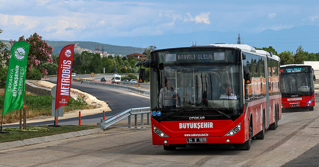 ساكاريا الكبرى تدشن أول متروبوس بعد إسطنبول